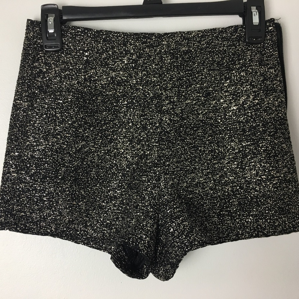 Forever 21 Black & Silver Shorts S